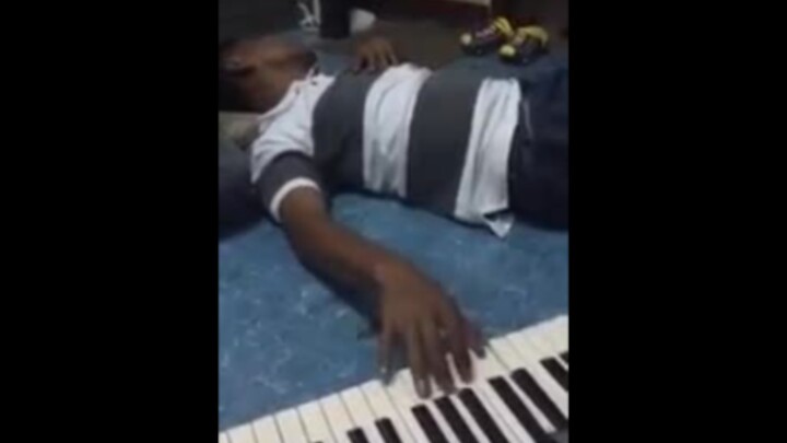 Aku Asyik Bermain Kunci dalam Mimpi