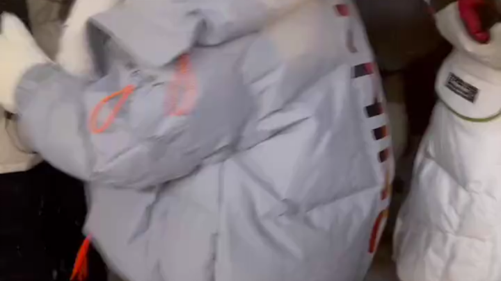 个子不影响舞姿哈 南方小土豆勇闯冰雪大世界