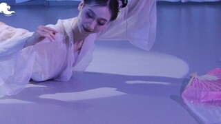 Điệu nhảy gốc "Ánh sáng lơ lửng" | Ánh sáng là hướng dẫn. Mang theo ánh sáng và soi sáng con đường p
