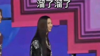orm教的舞蹈vs邝玲学的…没事的，一个家只要一个会就行了哈哈哈