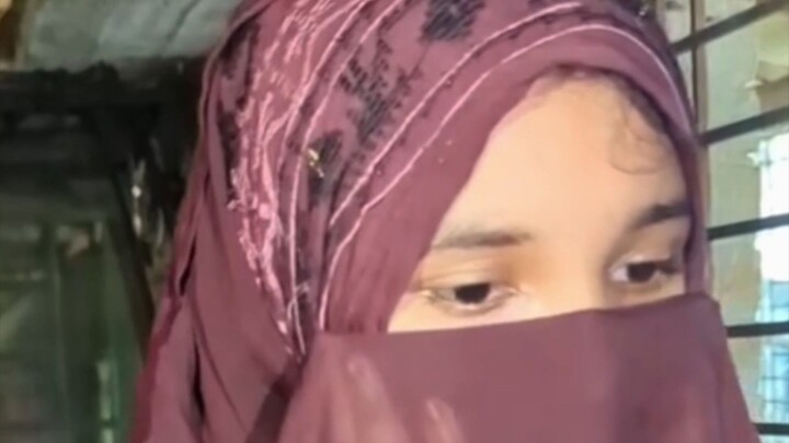 কিছু বুঝতে পারার আগেই ভাইরাল হয়ে গেলো...