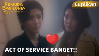 Young Babylon | Cuplikan EP22 Doi Kedinginan, Xiaolu Memberi Jaketnya ke Dia! | WeTV【INDO SUB】