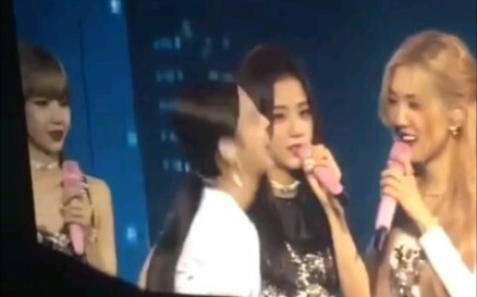 القوة الوهمية المتوارثة من الأجداد – لغة الإنجليزية العاصفة مع تشيفيو