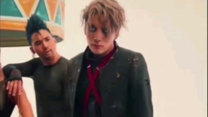 เส้นทางดนตรีของหวังเจียเอ๋อร์: การสร้างสรรค์และการแสดงอันล้นเหลือไปด้วยพรสวรรค์