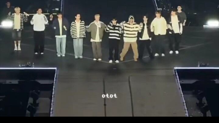 تحدي تقليد تشوي سونغتشول من الجميع، الجميع يغنون معًا "هابي تشيلي"