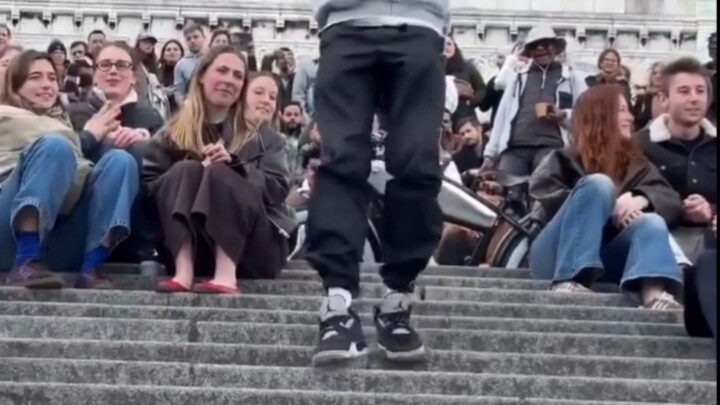 Those two steps going down the stairs are enough for me to learn from my whole life.
