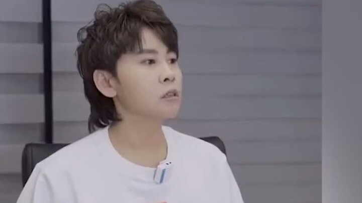 อัน เฮียนซู ถูกวิจารณ์ว่า “ทรยศชาติ” เพราะไปคุมทีมจีน? หวัง เมิ่ง ออกโรงหนุนเต็มที่: “เขาเป็นคนที่ฉั