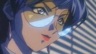 Female gangster escapes after disrupting peace conference