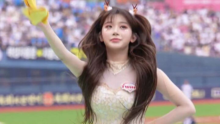 Lý Châu Ngạn, đội cổ vũ Fubon Angels (ba trụ cột, thân hình hoàn mỹ)