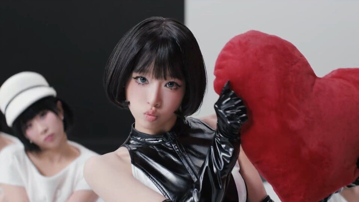 YENA catch catch MV