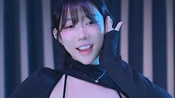 [Strap Black Stockings] Rae Young (eunyoung1238) – June 10, 2026 (Live Stream Clip)