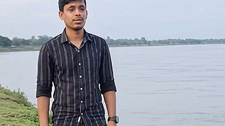 🥀 তাকে খুব চেয়েছিলাম, কিন্তু ভাগ্যে ছিল না। তাই আজ সে শুধু স্মৃতি… 😞💔
