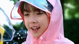 Pemuda tinggalkan karier CEO demi istrinya, tapi ia buang hadiah putri mereka