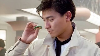 华仔刚扔出筹码，荷官就出起了老千