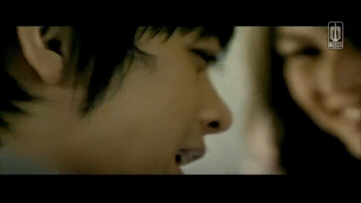 Peterpan_-_di balik awan_-_