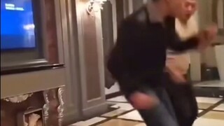 ديسكو ثماني خطوات، ولكن "هاتو 111"