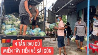 500 phần rau củ mỗi phần 7 kg được Phật tử ở Mỹ gởi tặng bà con Sài Gòn và Bình Dương.