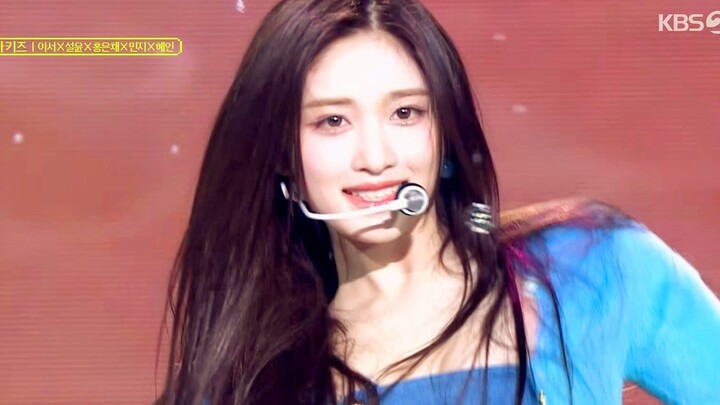 【4K】หลี่รุ่ย เวทีพิเศษ “เธอคือออกซิเจน” 221216 เทศกาลเพลงใหญ่