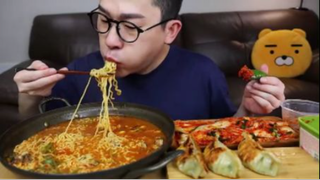 Hàu cay Ramyun & Kimchi MUKBANG #asmr #mukbang