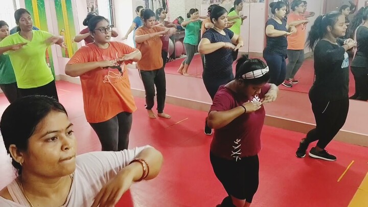 AROBICS WITH DARLING SONG/WOMEN'S FITNESS @FAIRYS CARDIO😊👍