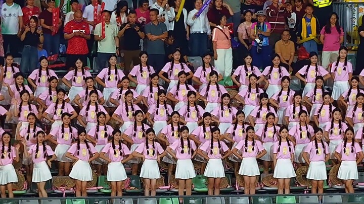 Meizhou Cheerleading Squad (Tea Picking + Pink/Long Shot Version)