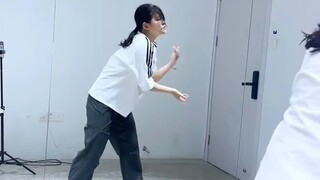 【Kill Her】Hand part analysis, dance original choreographer Kakumimimi, this video is for reference o