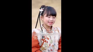 Bayi imut itu turun gunung untuk melindungi ayahnya yang penyayang dan mencapai pernikahan yang baik
