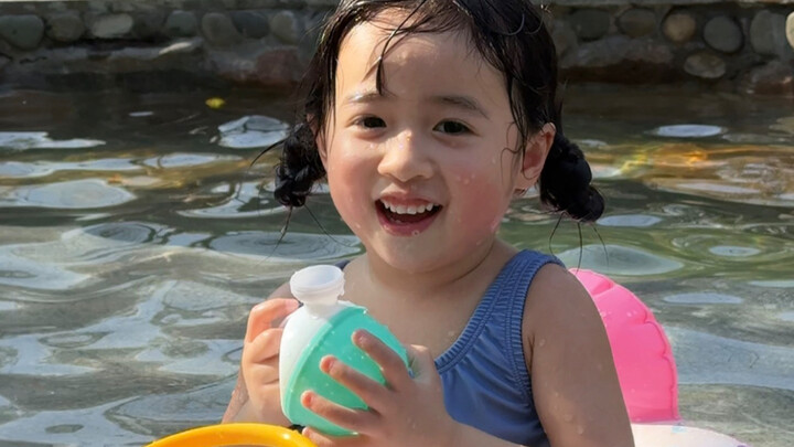 Seeing her smile makes all my worries just vanish!