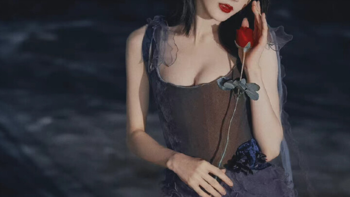 LMAO, do I really need you to teach me how to walk the red carpet?