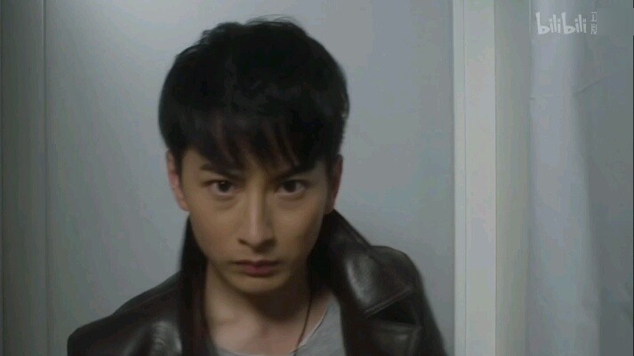 【أوب أورمان】 ربما أنا الوحيد الذي يحب الحركات التمهيدية لتحول أوب، فقررت بسرعة أن أقوم بقص هذا الفيد