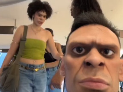 งานฮาต้องยกให้ฝรั่ง แกล้งคนเดินถนน