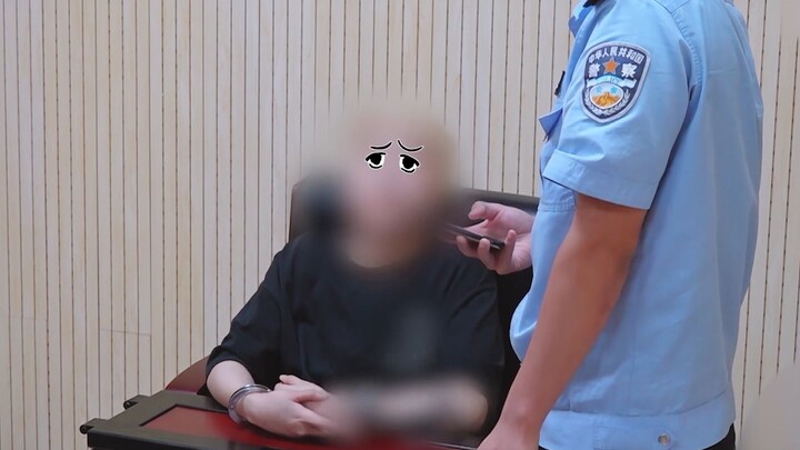 00后喝完酒把环卫工推倒在地，并以S型路线拖拽10米