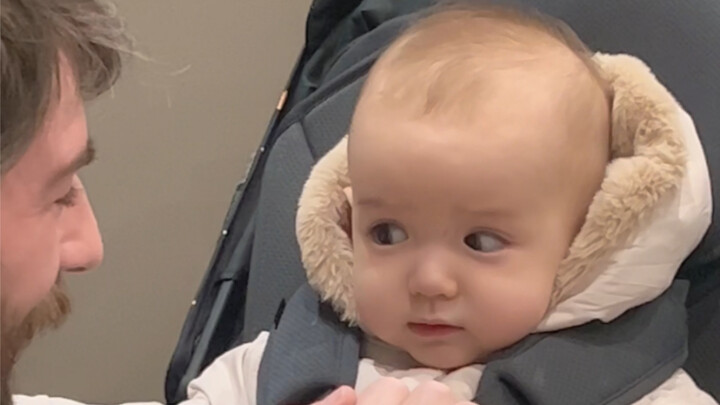 宝子：你个老外还想教我说中文？！