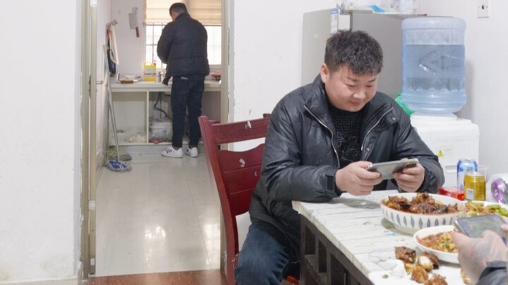 The Daily Life of the Master of Shadow Stream