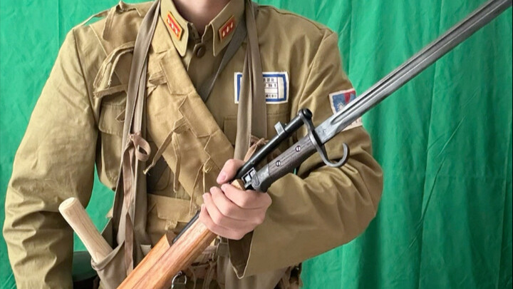 Siswi SMP 16 tahun pertama kali pergi ke luar negeri untuk wajib militer, mohon para senior beri mas