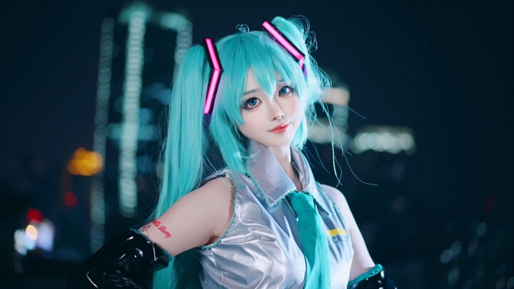 The World's Number One Princess | Hatsune Miku COS