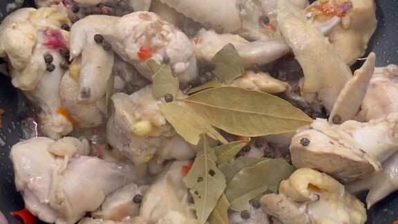 how to cook chicken adobo