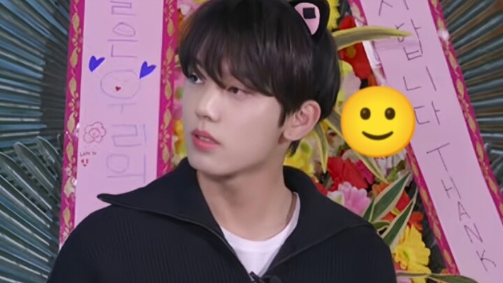 【هان ويتشن】المغني الأصغر: بصراحة أرغب في أن أكون الأخ الأكبر لـ ZB1، الإخوة: توقف البث المباشر، سأعت