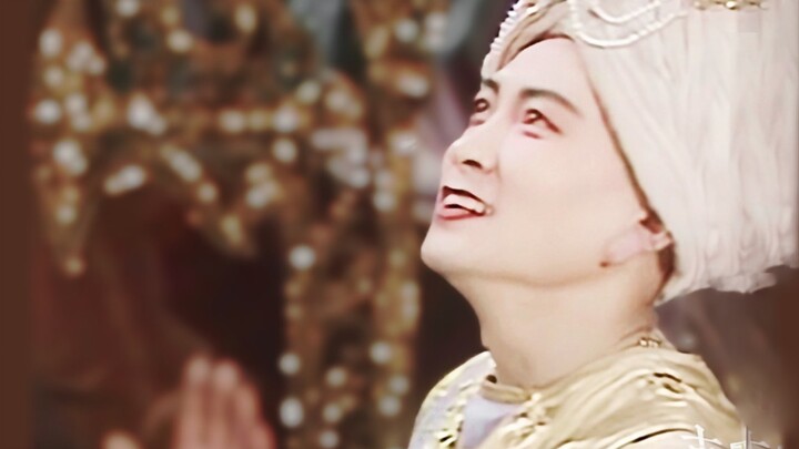 “Master! You’re so beautiful—you might get kidnapped and forced into marriage!”