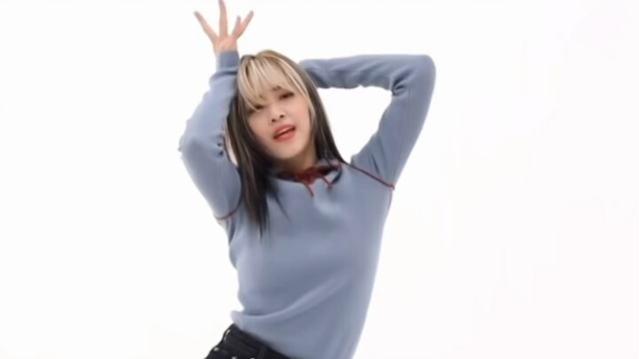 استراحة رقص فردية لفرقة ITZY في "Loco"