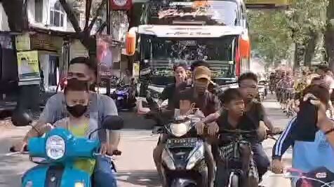 Selalu berhati hati.