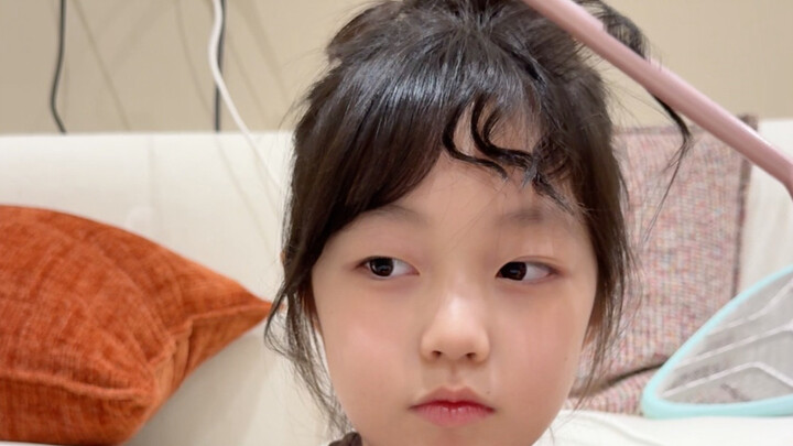 ที่แท้ช่วงผมหน้าม้าดูไม่ค่อยเข้าทรง…ก็ทำทรงผมสวยๆ ได้ตั้งหลายแบบเลยนะ