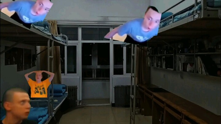 [Meme Rusia] Saat kamu membawa sebuah ponsel ke asrama: