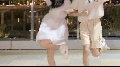 “แตะ แตะ แดนซ์” ดีใจมีเพื่อนดีมาเต้นเฮาส์แดนซ์ด้วย!