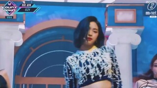 [FMV] Các idol bắt chước điệu nhảy uốn vai của Ryujin ITZY