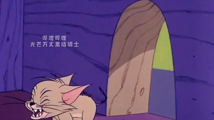【Cat and Mouse】Blue Mouse and Big-Faced Cat