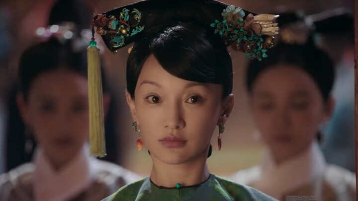 Setting aside the script issues, where does Da’s villainous aura come from?