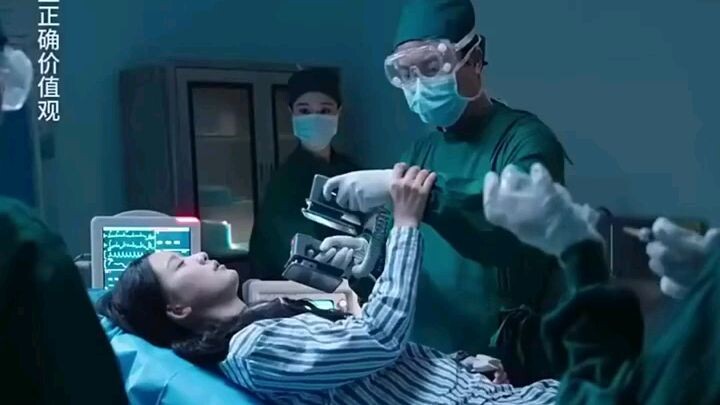 xuyên không vào vai pháo hôi phản diện