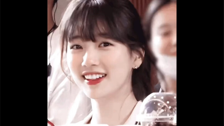 Is Jeon Ji-hyun literally born for wispy bangs? She’s so gorgeous！！！！！！！