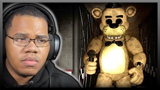 NEVER Get Too Close to Golden Freddy | Fazbear Nightz [Part 1] (Nights 1-3) | Free Roam